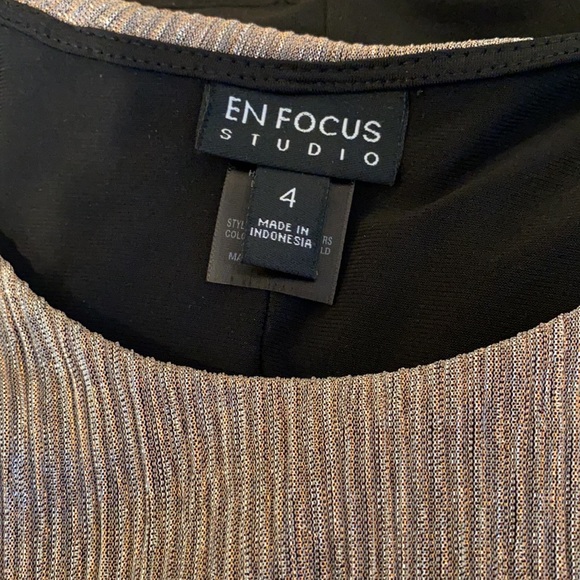 Dress - Picture 3 of 3